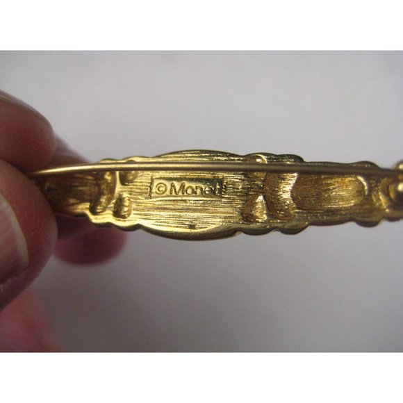 Monet Bar Brooch Pin Goldtone Green Glass Cabachon Vintage STYLE - Picture 10 of 10